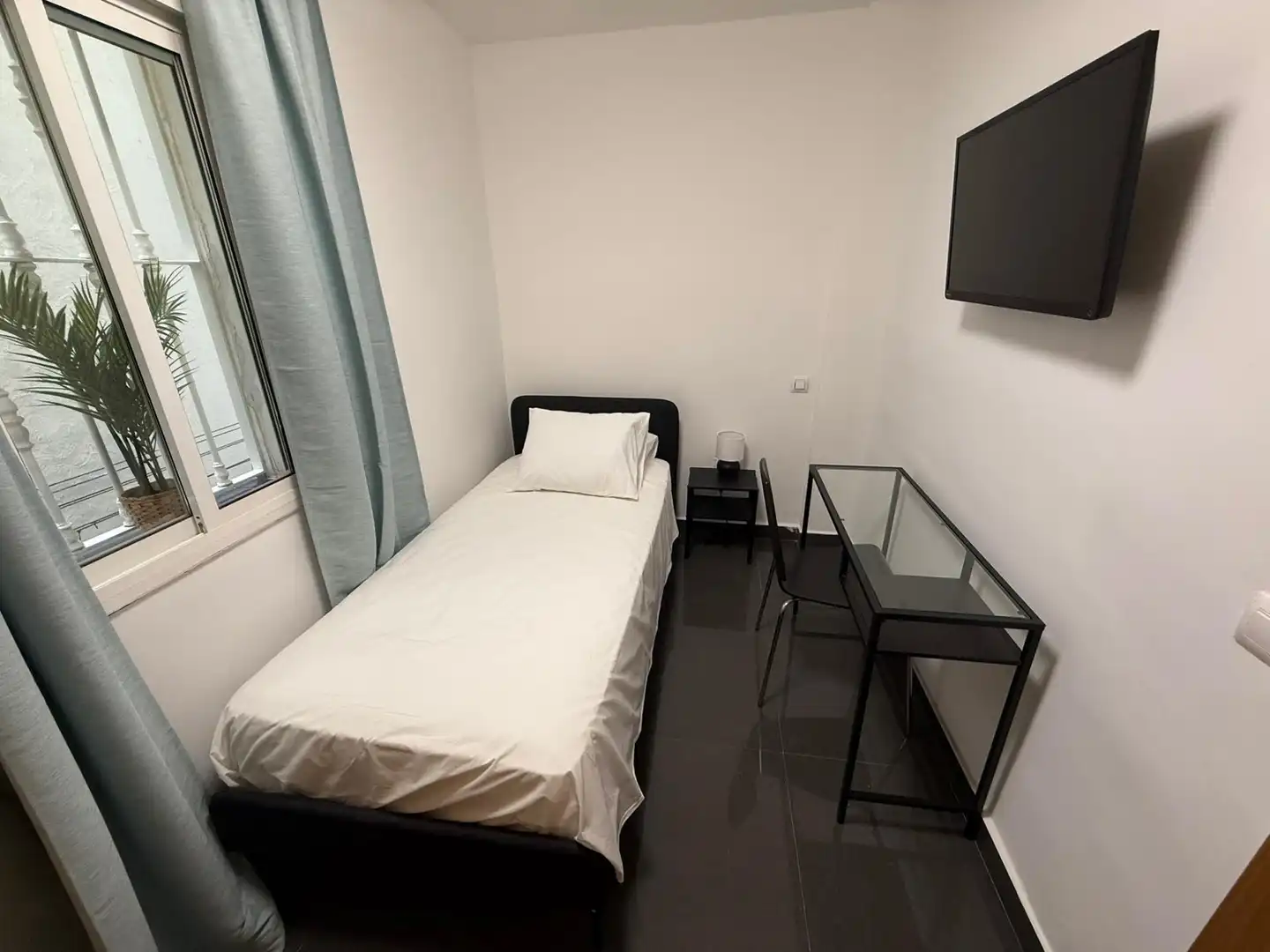 Habitación en Calle de los Abades, 12, Embajadores - Lavapiés