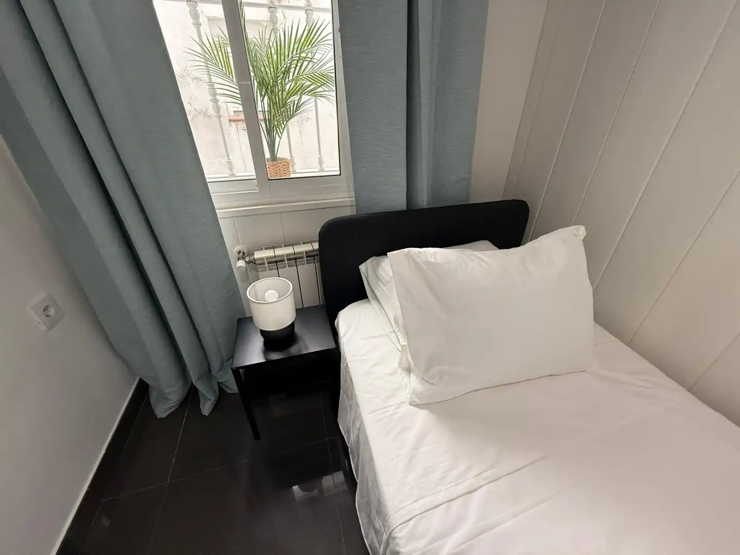Habitación en Calle de los Abades, 12, Embajadores - Lavapiés
