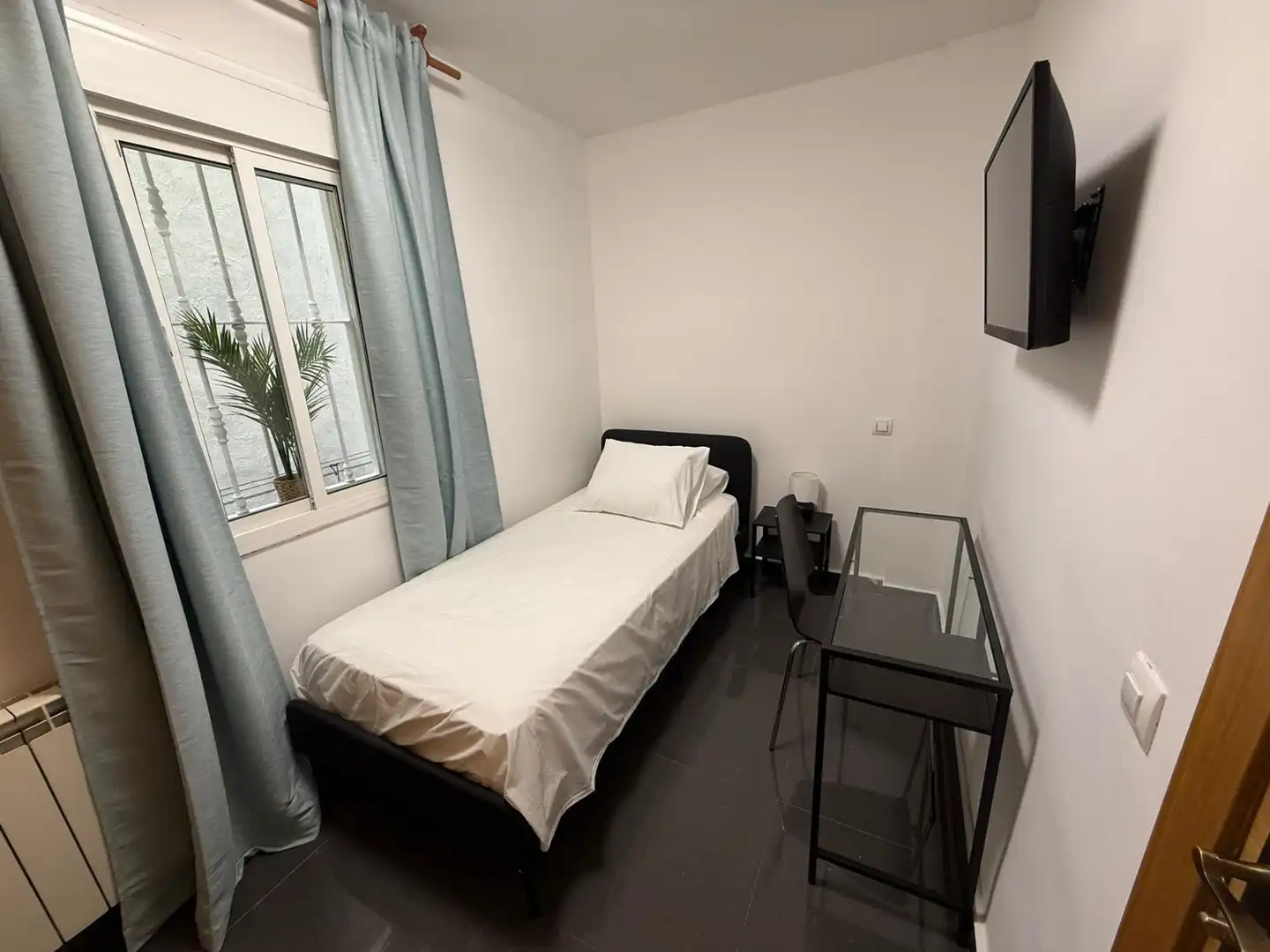 Habitación en Calle de los Abades, 12, Embajadores - Lavapiés