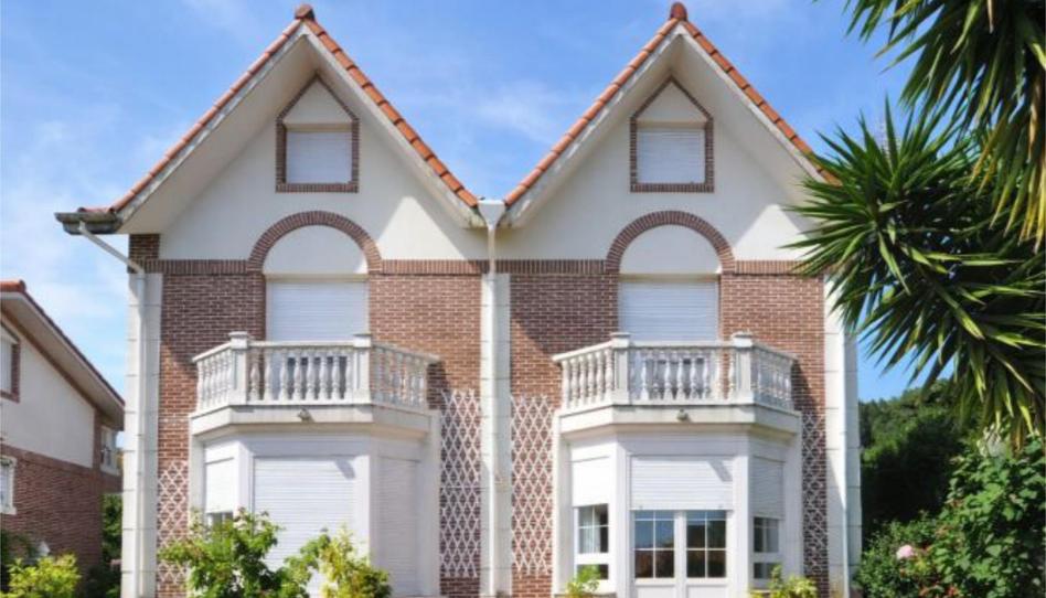 Casa o xalet en venda a Calle Aureliano Linares Rivas, 17, Centro, Castro-Urdiales - imatge 1 Foto 1 de Casa o xalet en venda a Calle Aureliano Linares Rivas, 17, Centro, Castro-Urdiales