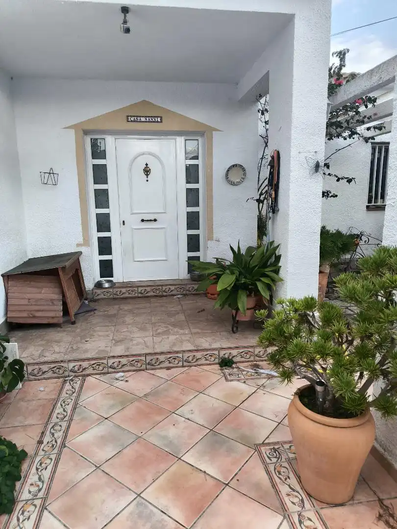 Houses for sale in Carrer del Fluvià, 13, El Casalot Houses for sale in Mont-roig del Camp with Air Conditioner, Terrace and Swimming Pool