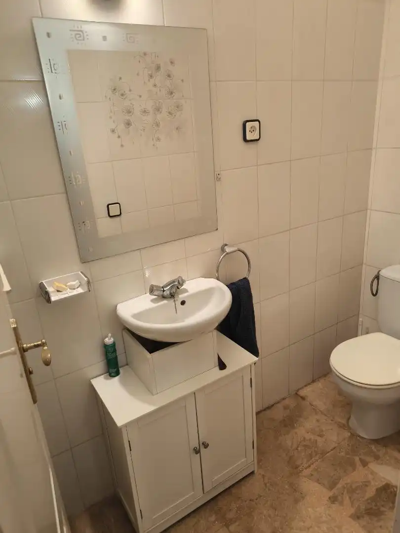Houses for sale in Carrer del Fluvià, 13, El Casalot Bathroom of Houses for sale in Mont-roig del Camp with Air Conditioner, Terrace and Swimming Pool