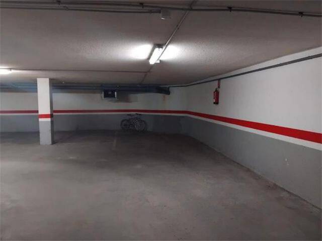 Garaje en Alquiler en Llandels