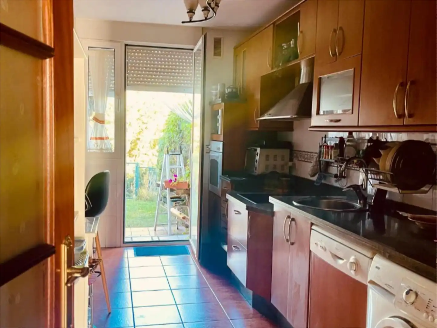 Houses for sale in Street Vera del Río, 12, Villasabariego Kitchen of Houses for sale in Villasabariego