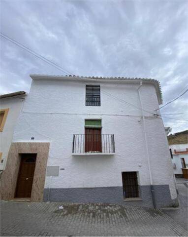 Casa-chalet en Alquiler en Ferreira