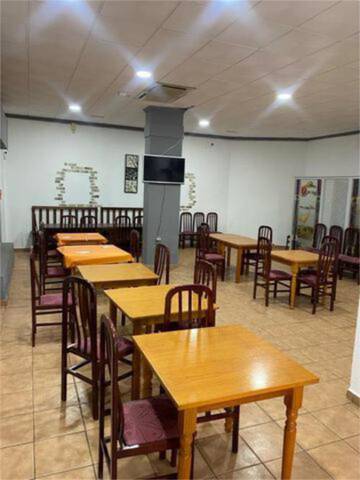 Local comercial en Alquiler en Antonio Machado