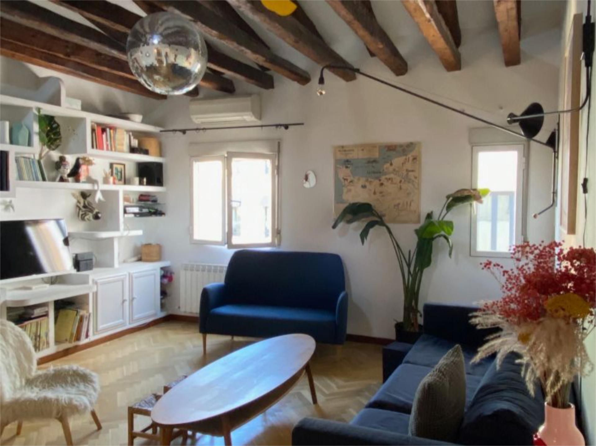 Living room of Flat to rent in  Madrid Capital  with Air Conditioner and Terrace