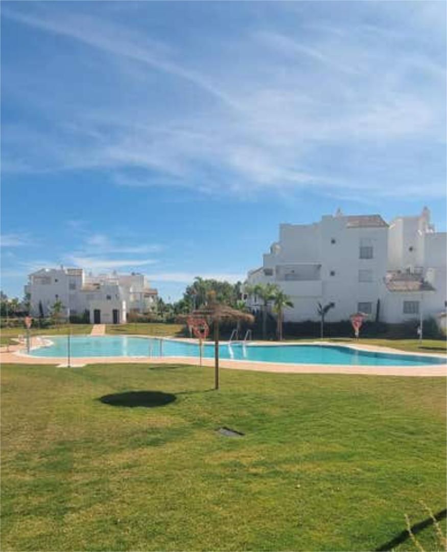 Vista exterior de Àtic de lloguer en Chipiona amb Calefacció, Jardí privat i Terrassa