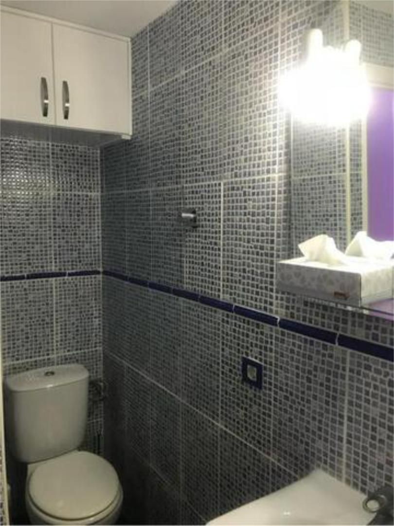 Bathroom of Study to rent in Las Palmas de Gran Canaria