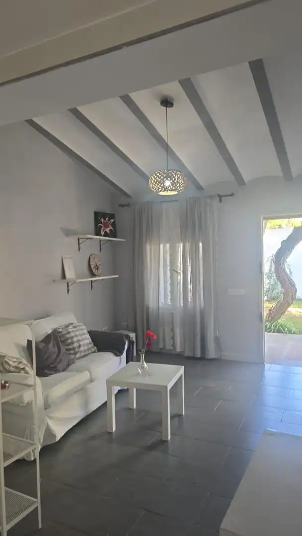 Detached homes for rent in Calle la Caballa, 58, La Barrosa Bedroom of Detached homes for rent in Chiclana de la Frontera with Air Conditioner, Heating and Private garden