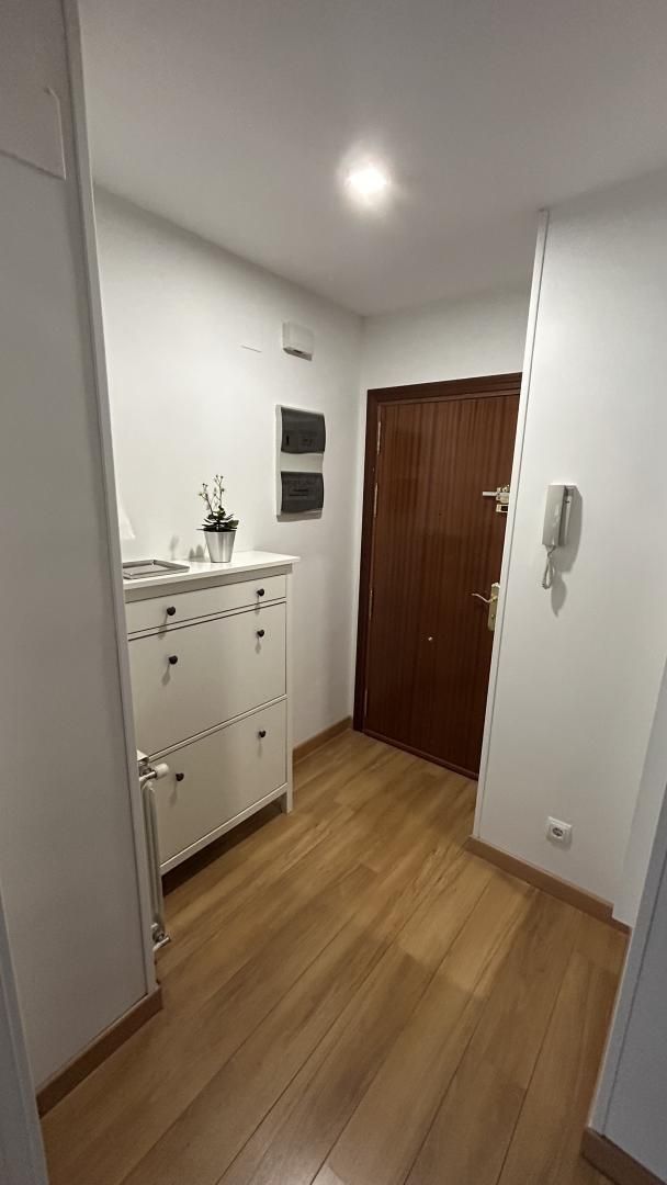 Piso de alquiler en Calle de Fermín Caballero, La Paz