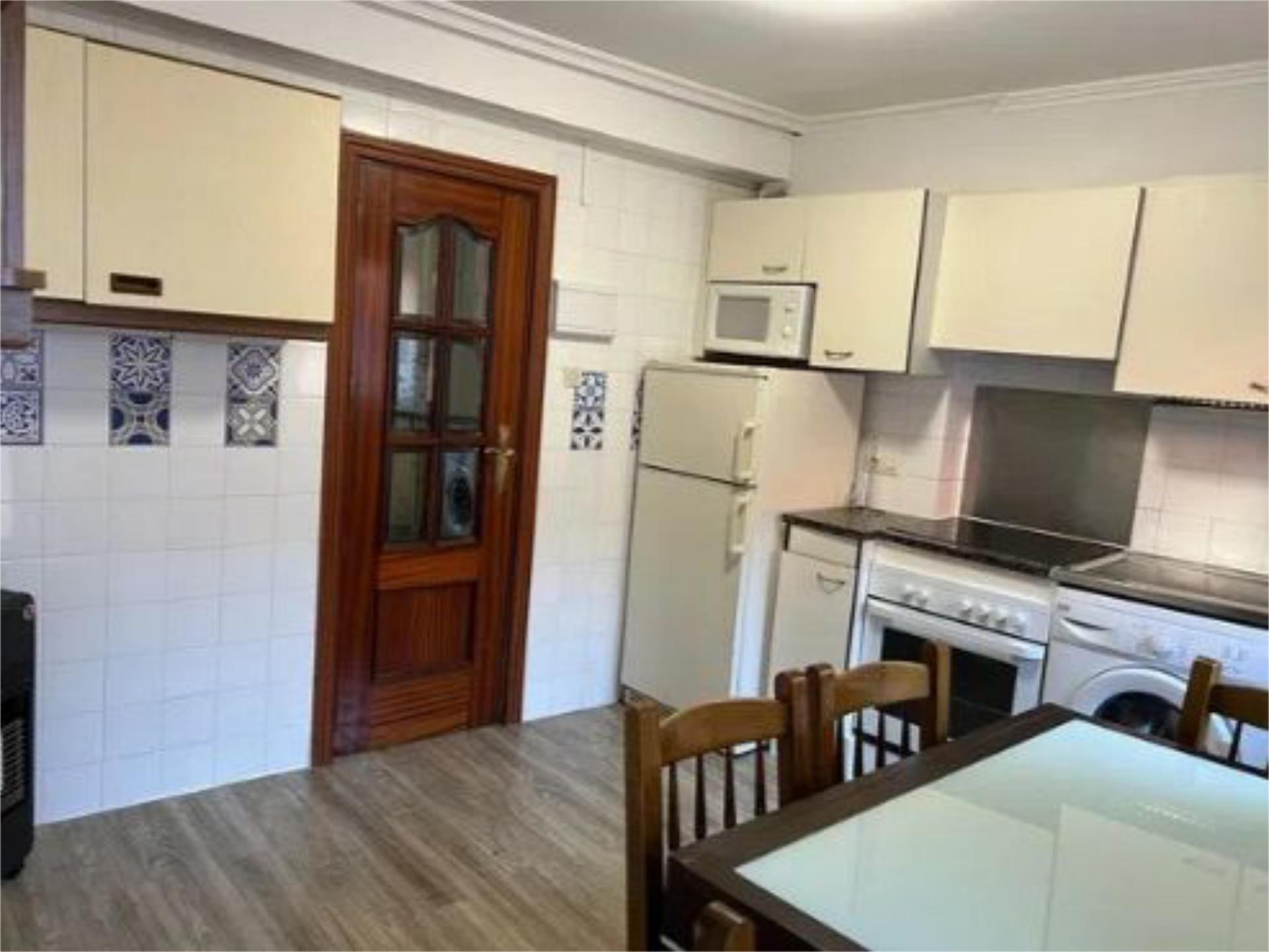 Kitchen of Flat to rent in Mutriku  with Furnished