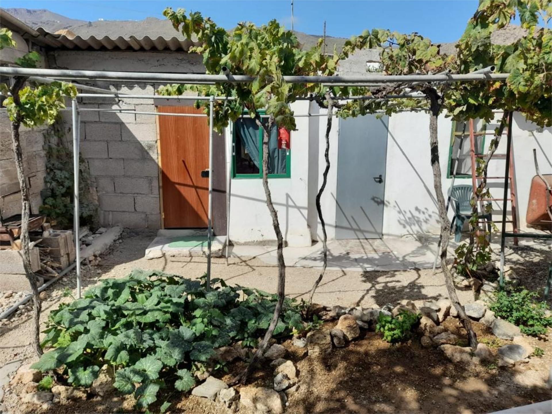 Garden of Country house for sale in Arona  with Private garden