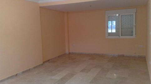 Foto 3 de Casa o xalet de lloguer a Avenida Andalucía, 106, Cúllar Vega, Granada