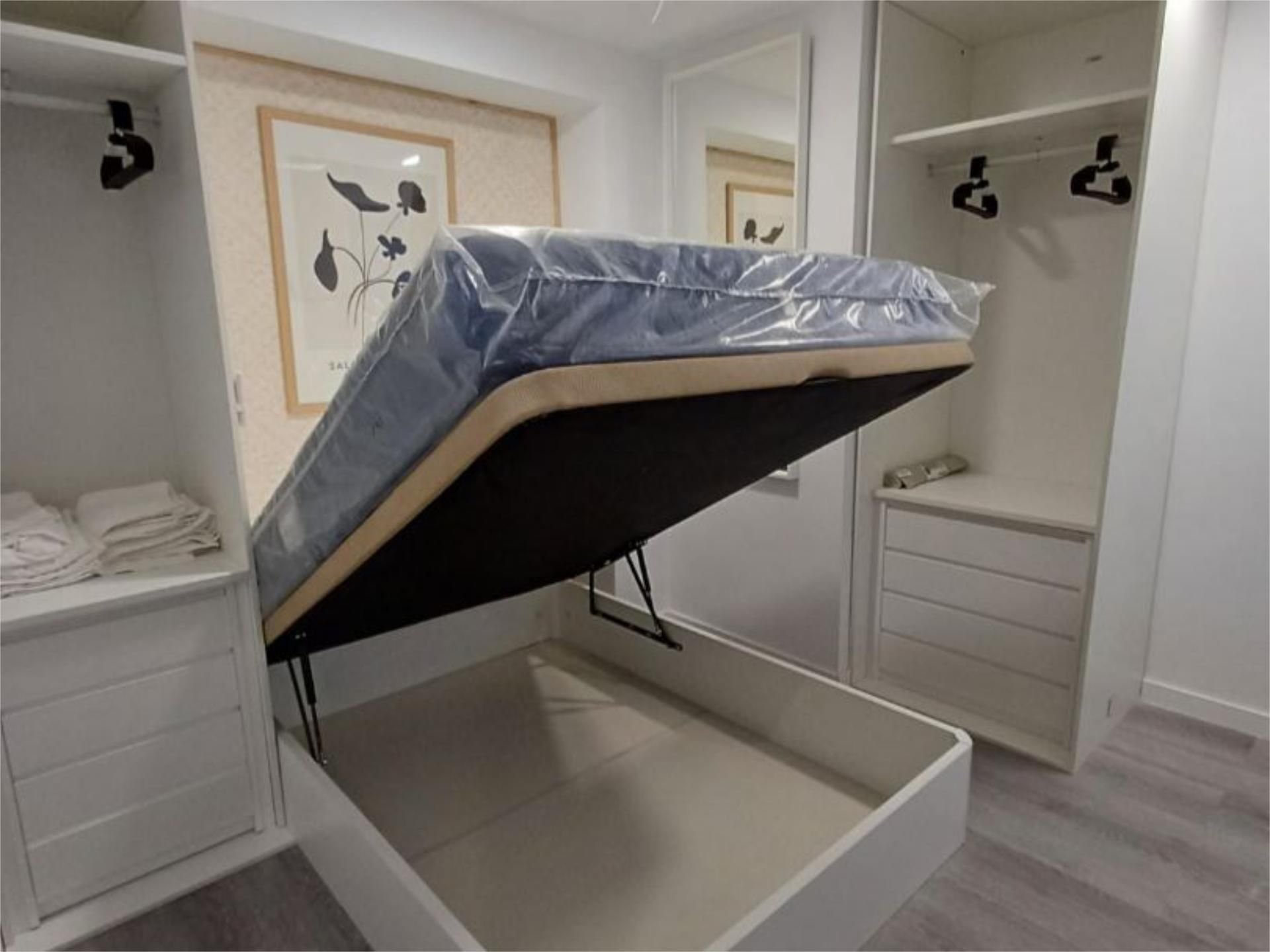 Habitación de Piso para compartir en Málaga Capital con Amueblado