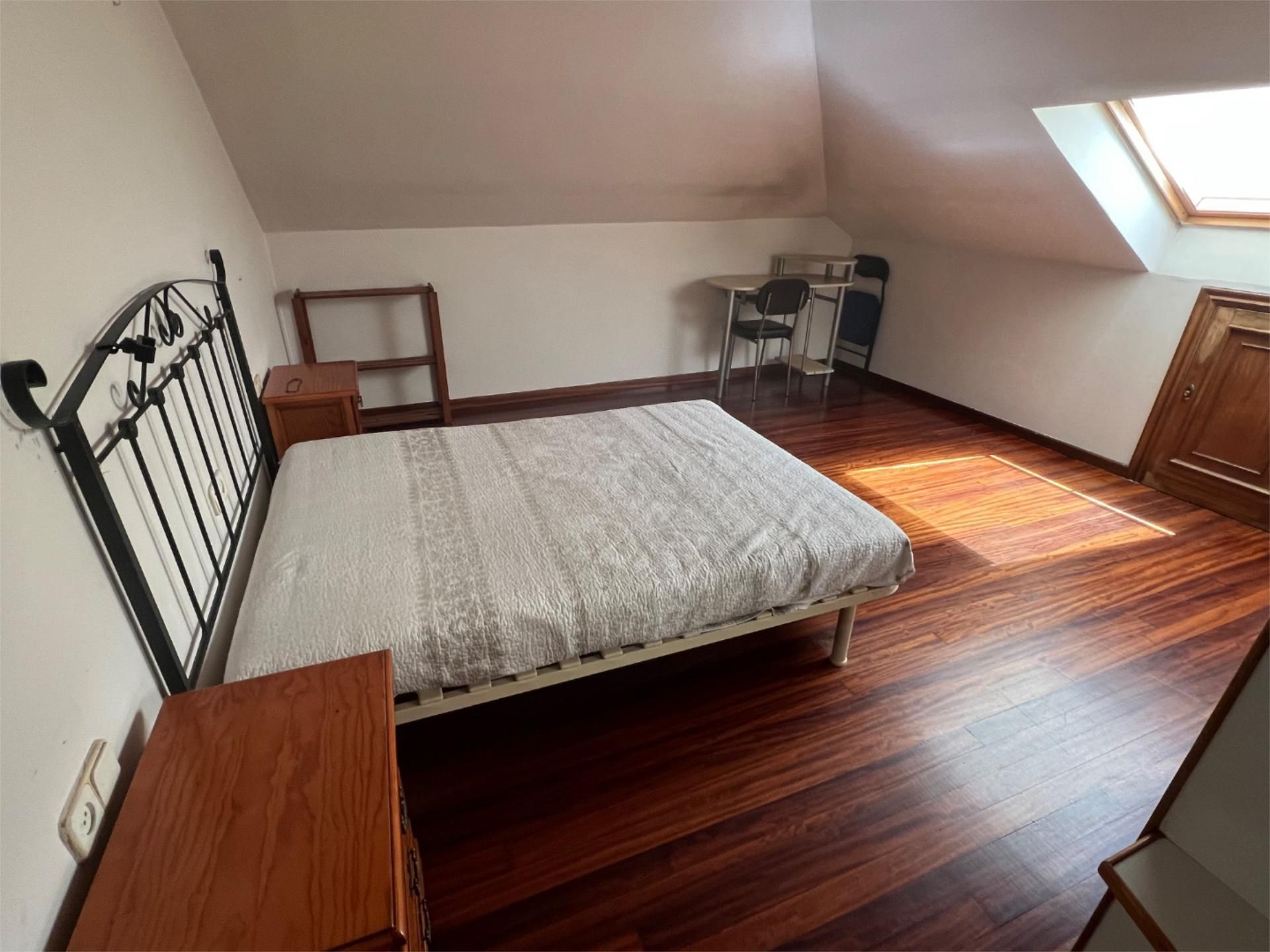 Habitación de Piso en venta en Vigo  con Amueblado