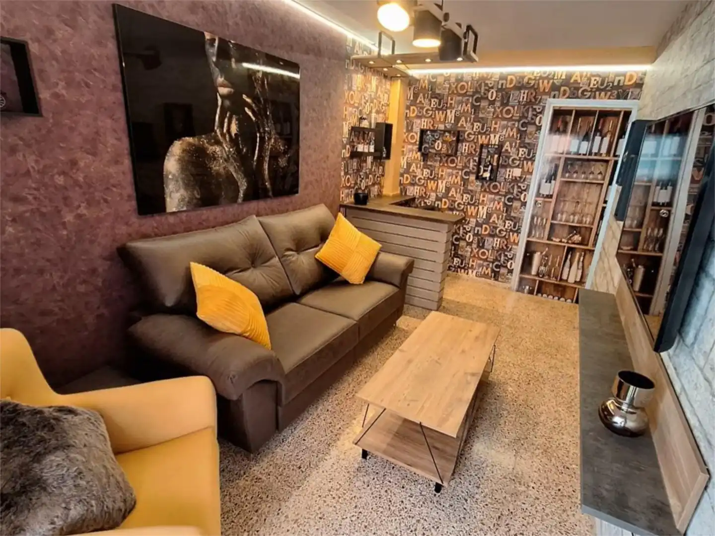 Living room of Flat for share in Alicante / Alacant  with Furnished and Balcony