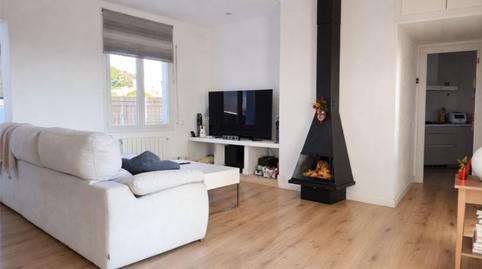 Foto 4 de Pis en venda a Carrer de la Bisbal, 39, El Guinardó,  Barcelona Capital