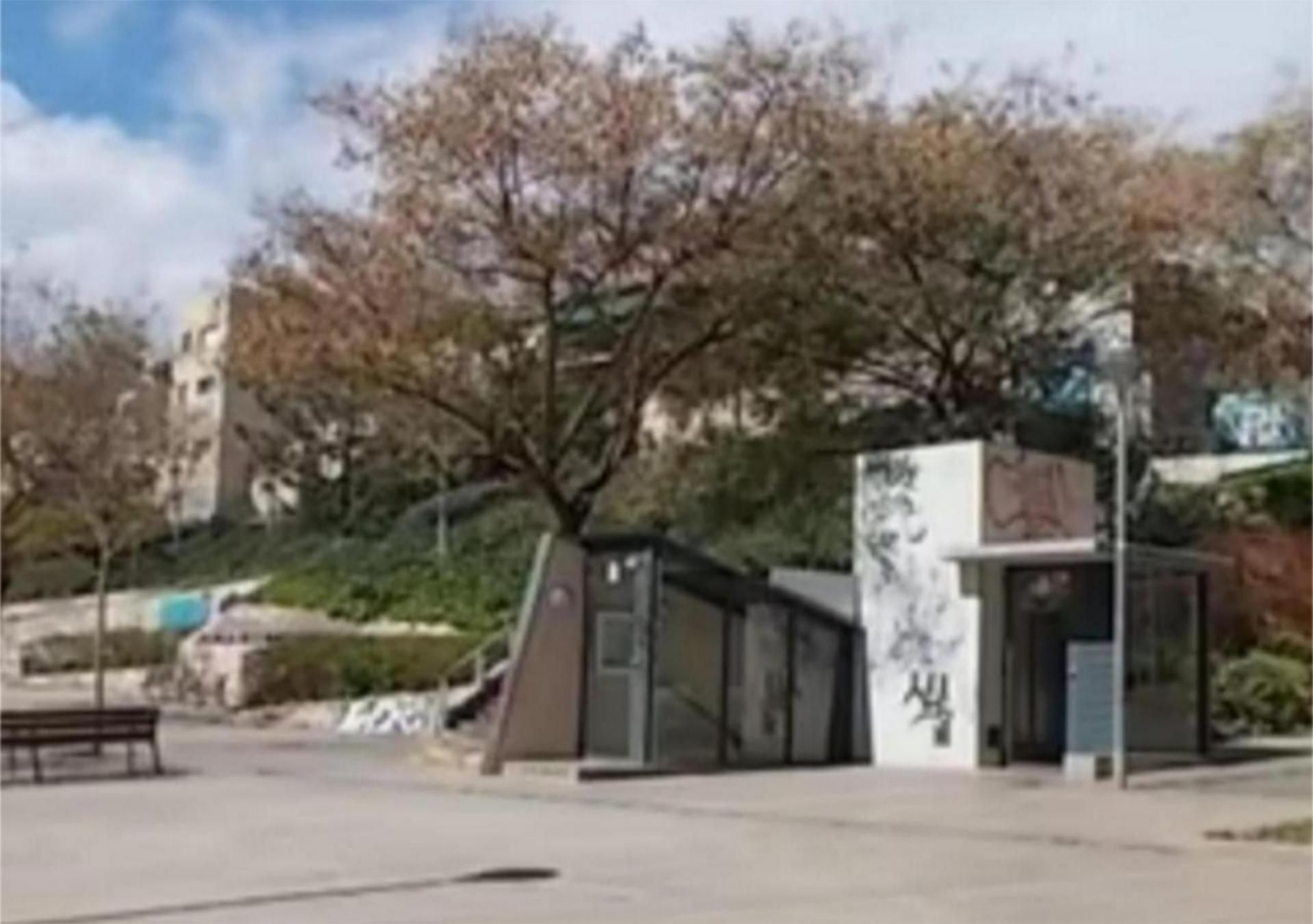 Exterior view of Garage to rent in Badalona