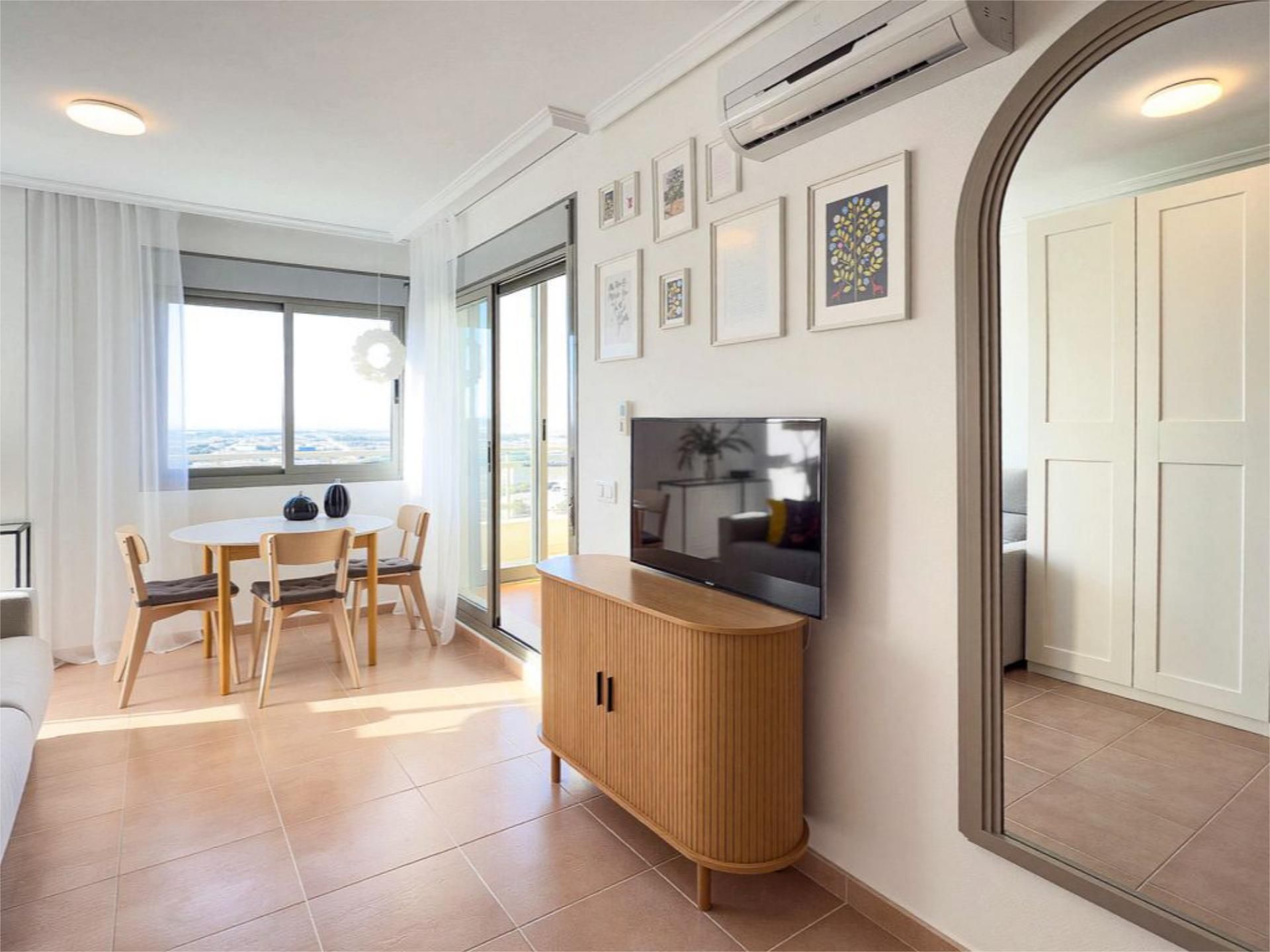 Sala d'estar de Pis en venda en Carrer Basilio Paredes, 17,  amb Aire condicionat, Terrassa i Piscina