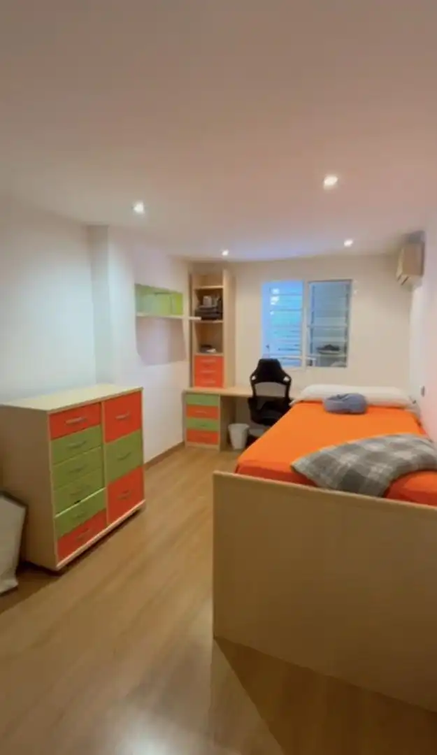 Casa adosada en venta en Plaça Rosa Dels Vents, 1, Playas de Puçol Habitación de Casa adosada en venta en Puçol con Aire acondicionado, Terraza y Balcón