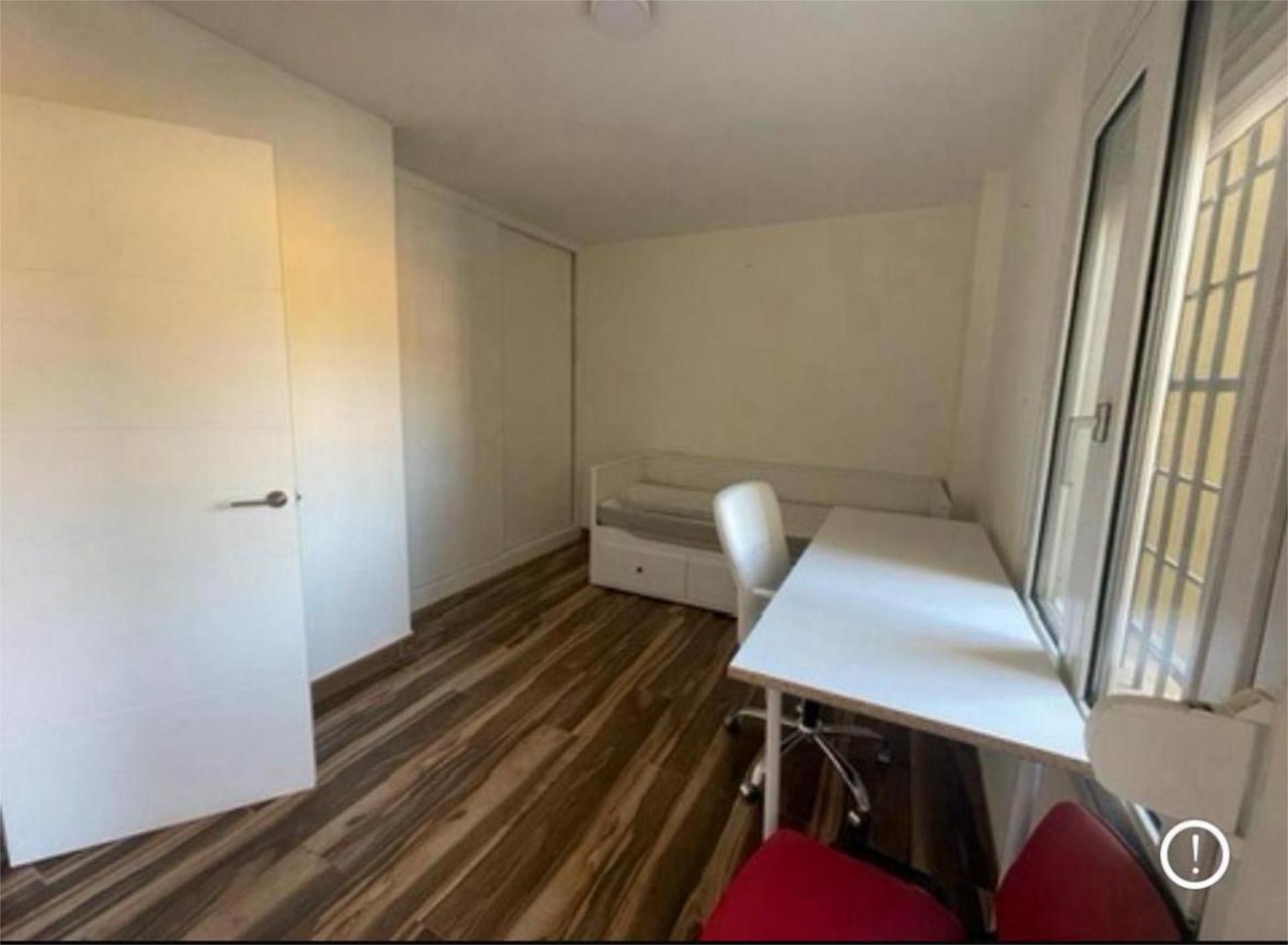 Bedroom of Flat to share in Torremolinos  with Air Conditioner, Heating and Terrace