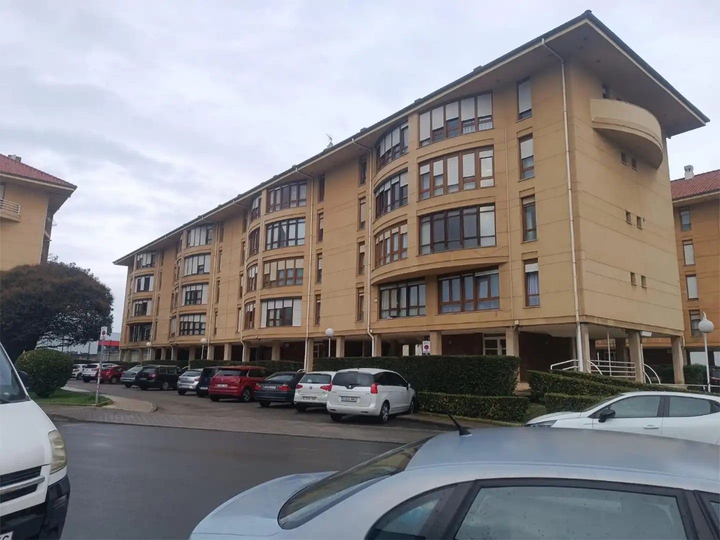 Wohnung zum Verkauf in Calle Manuel Pombo Angulo, 12, Peñacastillo - Nueva Montaña Außenansicht von Wohnung zum Verkauf in Santander mit Terrasse und Balkon