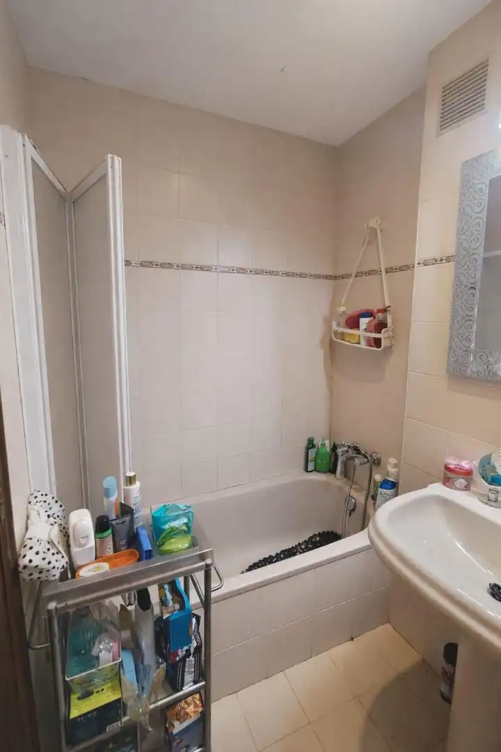Wohnung zum Verkauf in Calle Manuel Pombo Angulo, 12, Peñacastillo - Nueva Montaña Badezimmer von Wohnung zum Verkauf in Santander mit Terrasse und Balkon