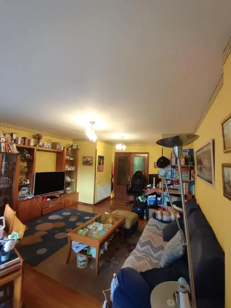 Wohnung zum Verkauf in Calle Manuel Pombo Angulo, 12, Peñacastillo - Nueva Montaña Wohnzimmer von Wohnung zum Verkauf in Santander mit Terrasse und Balkon