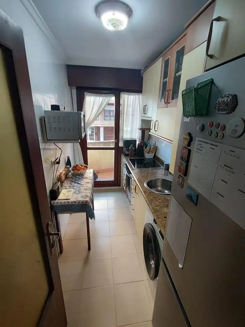 Wohnung zum Verkauf in Calle Manuel Pombo Angulo, 12, Peñacastillo - Nueva Montaña Küche von Wohnung zum Verkauf in Santander mit Terrasse und Balkon