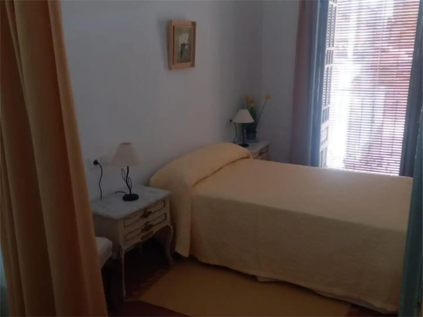 Dormitori de Casa adosada en venda en Torre de Juan Abad amb Moblat i Balcó