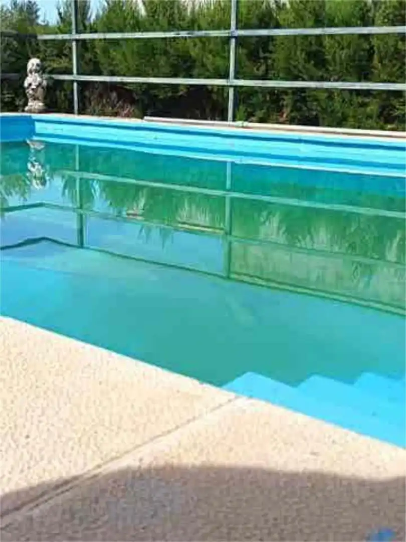 Piscina de Casa adosada en venda en Linares amb Piscina