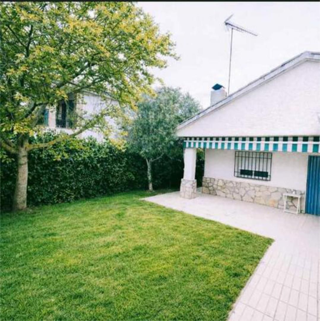 Jardí de Casa adosada en venda en Trijueque amb Calefacció, Jardí privat i Terrassa