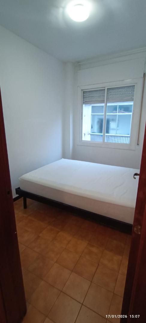 Dormitori de Pis de lloguer en  Barcelona Capital