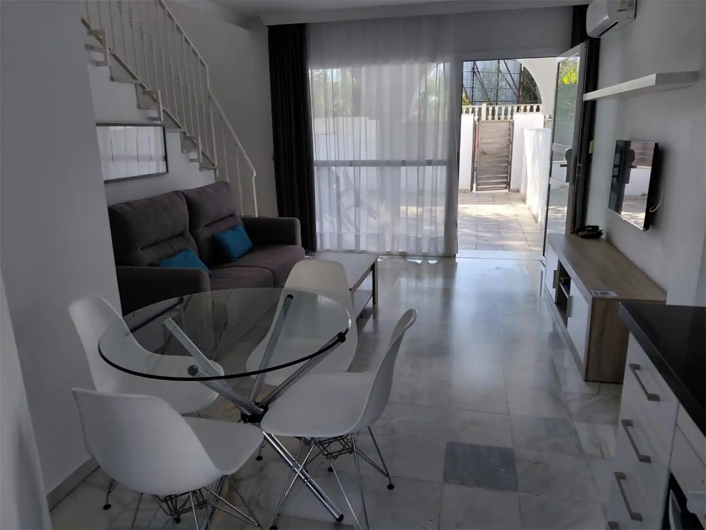 Flat for rent in Urbanización La Reserva, 6029, Reserva de Marbella Flat for rent in Urbanización La Reserva, 6029, Reserva de Marbella