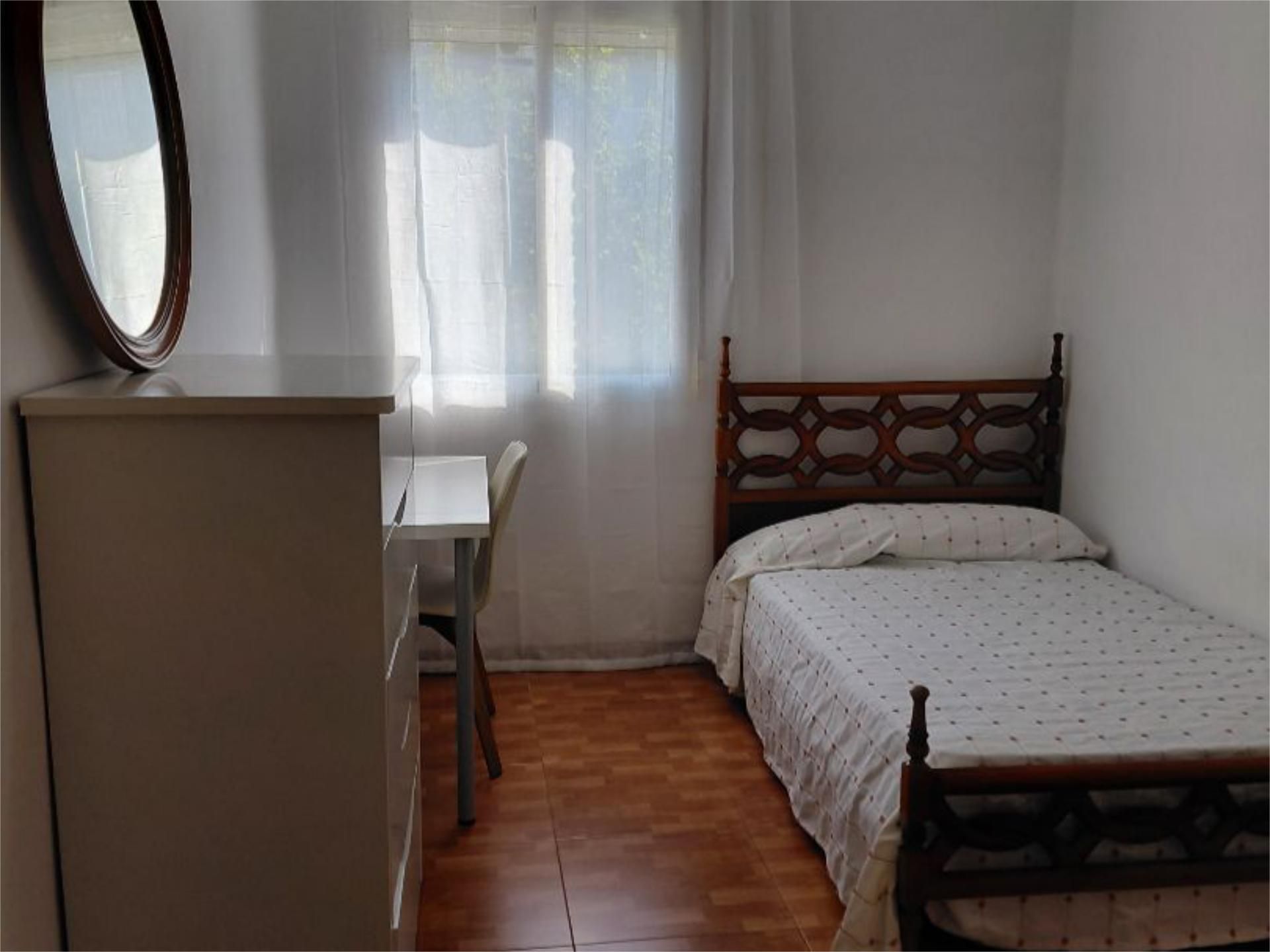 Pis per a compartir a Carrer del Mondúver, 39, Barrio de Benicalap Pis per a compartir a Carrer del Mondúver, 39, Barrio de Benicalap