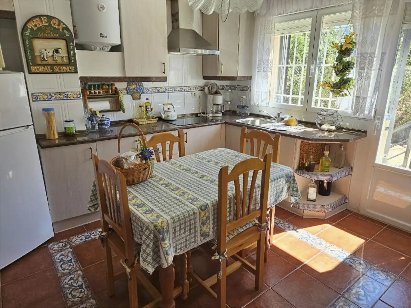 Houses for sale in Calle San Juan, 26, Santo Tomé del Puerto Kitchen of Houses for sale in Santo Tomé del Puerto with Heating, Private garden and Storage room