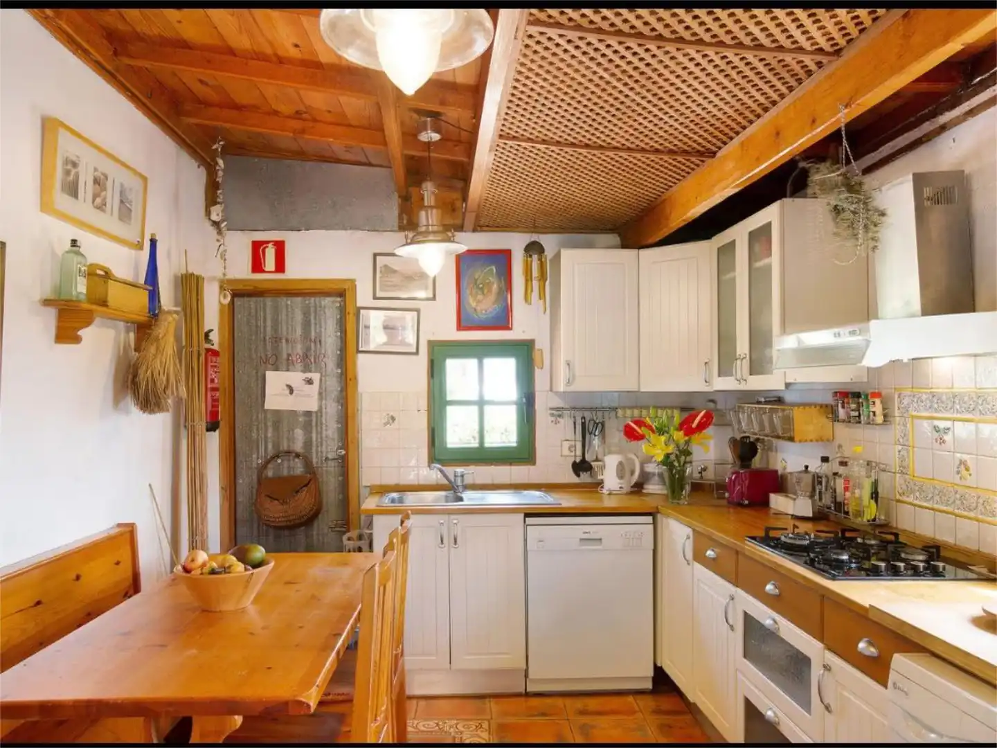 Finca rústica en venda a Calle Espíritu Santo, 15, Agüimes - Temisas Cuina de Finca rústica en venda en Agüimes amb Jardí privat, Terrassa i Traster