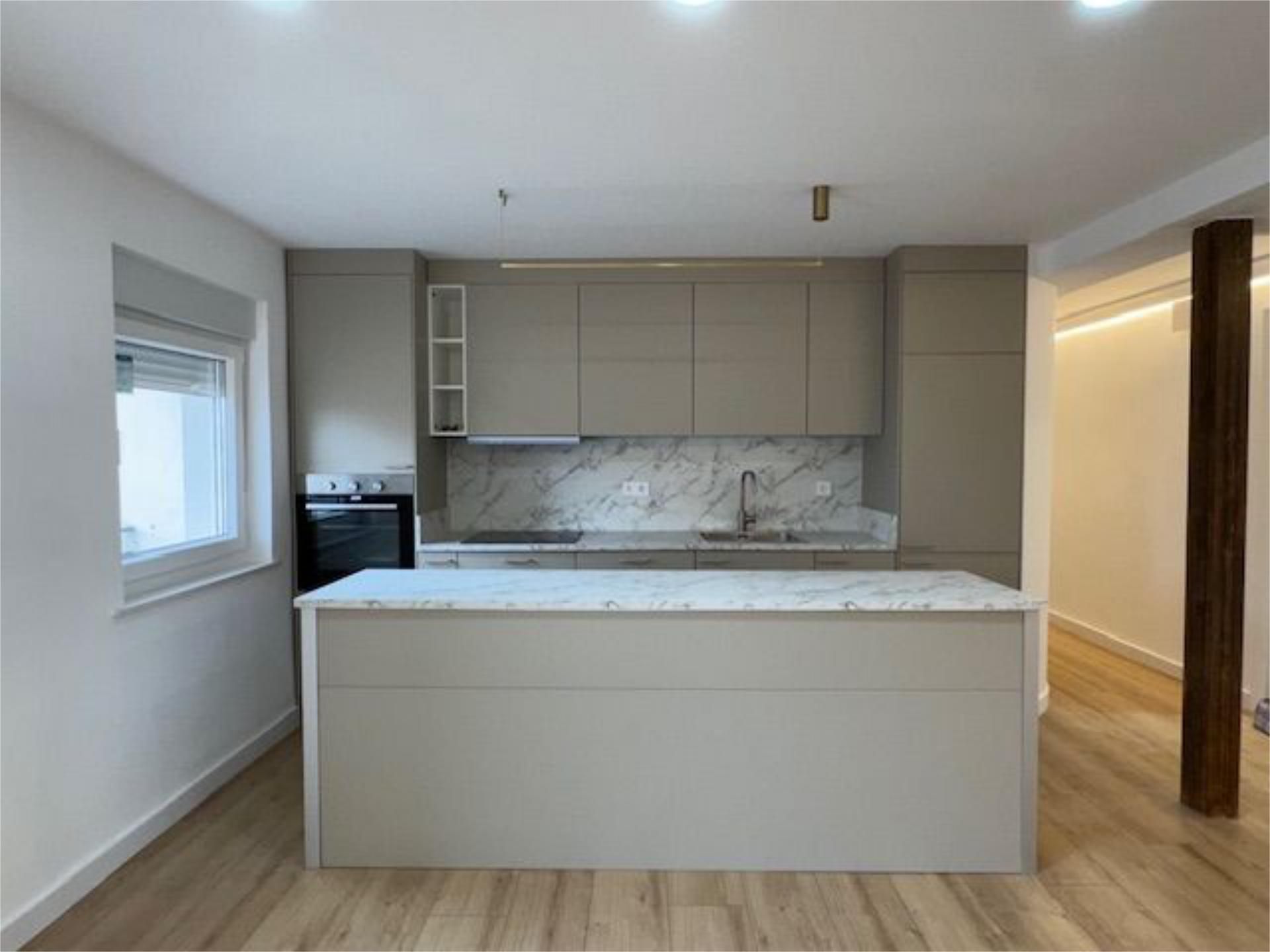 Kitchen of Flat for sale in Salamanca Capital  with Air Conditioner and Balcony