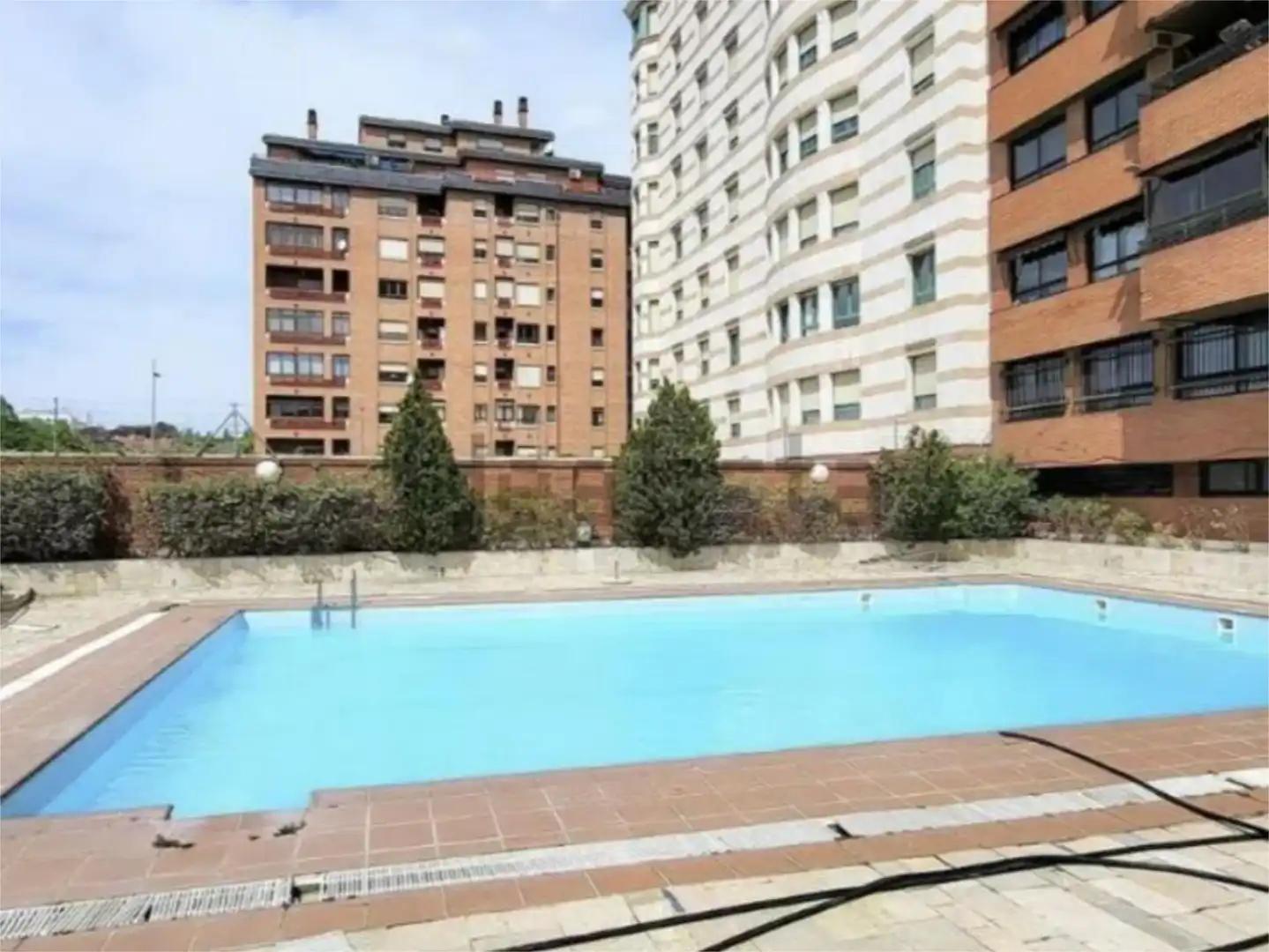 Piso en venta en Plaza de Toros Piscina de Piso en venta en Valladolid con Calefacción, Jardín privado y Parquet