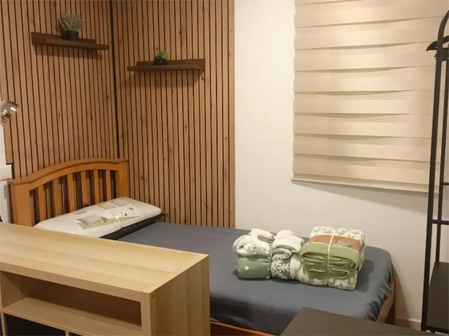 Room in Calle Lobos, 1, Cañada del Fenollar Bedroom of Flat for share in Alicante / Alacant with Heating, Private garden and Swimming Pool