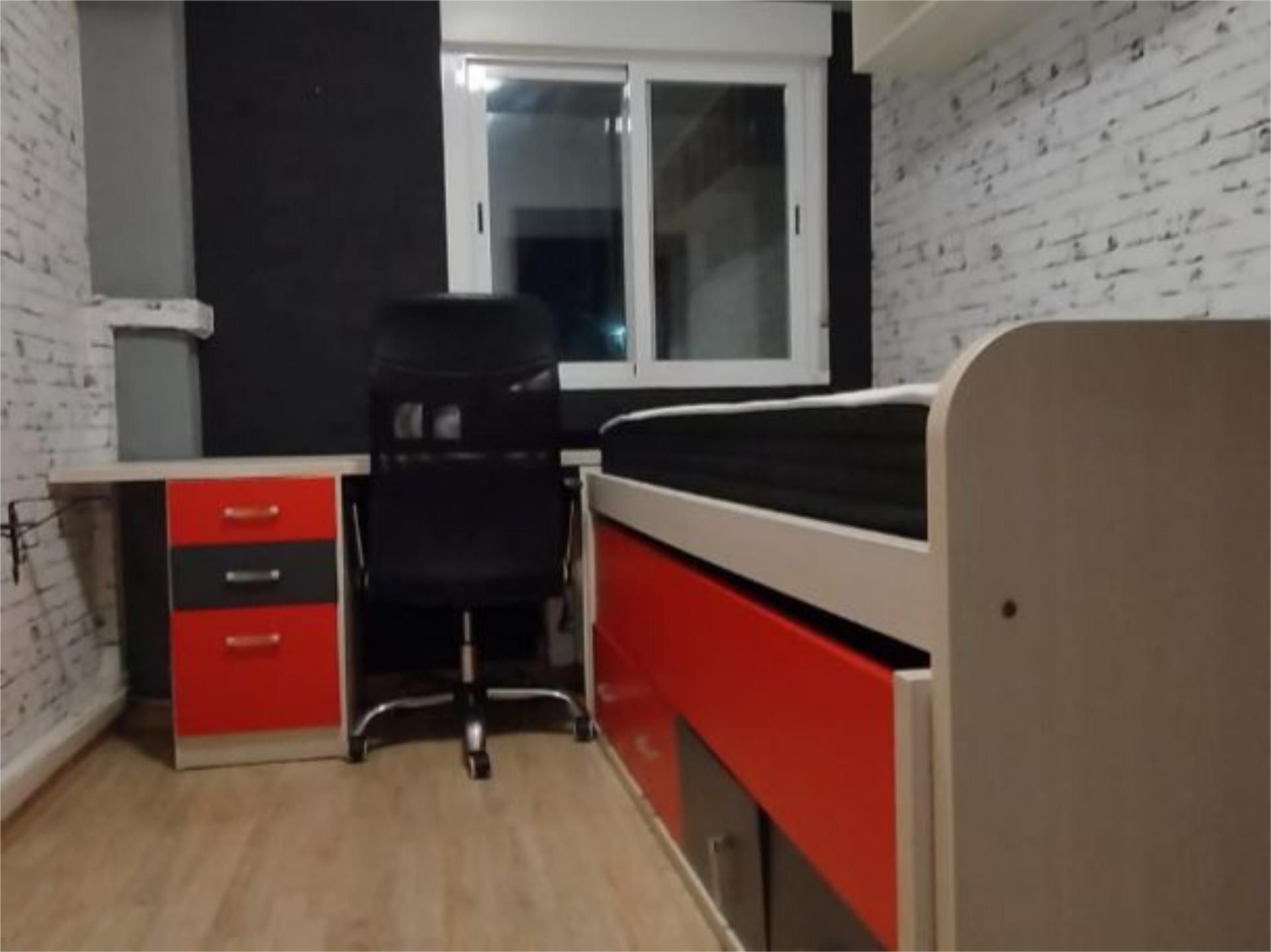 Bedroom of Flat to share in Torrejón de Ardoz  with Heating, Terrace and Furnished