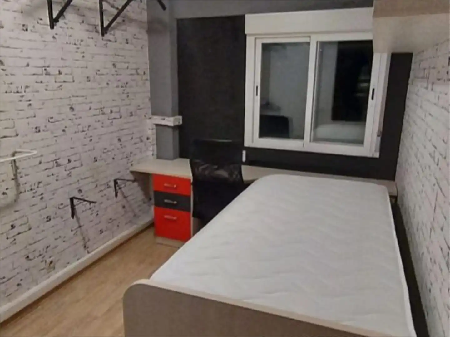 Room in Calle Oxígeno, 7, Virgen del Rosario Bedroom of Flat for share in Torrejón de Ardoz with Heating, Terrace and Furnished