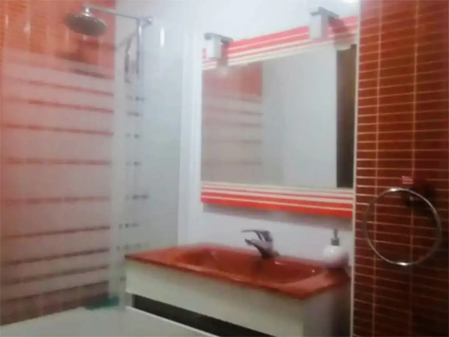 Room in Calle Oxígeno, 7, Virgen del Rosario Bathroom of Flat for share in Torrejón de Ardoz with Heating, Terrace and Furnished
