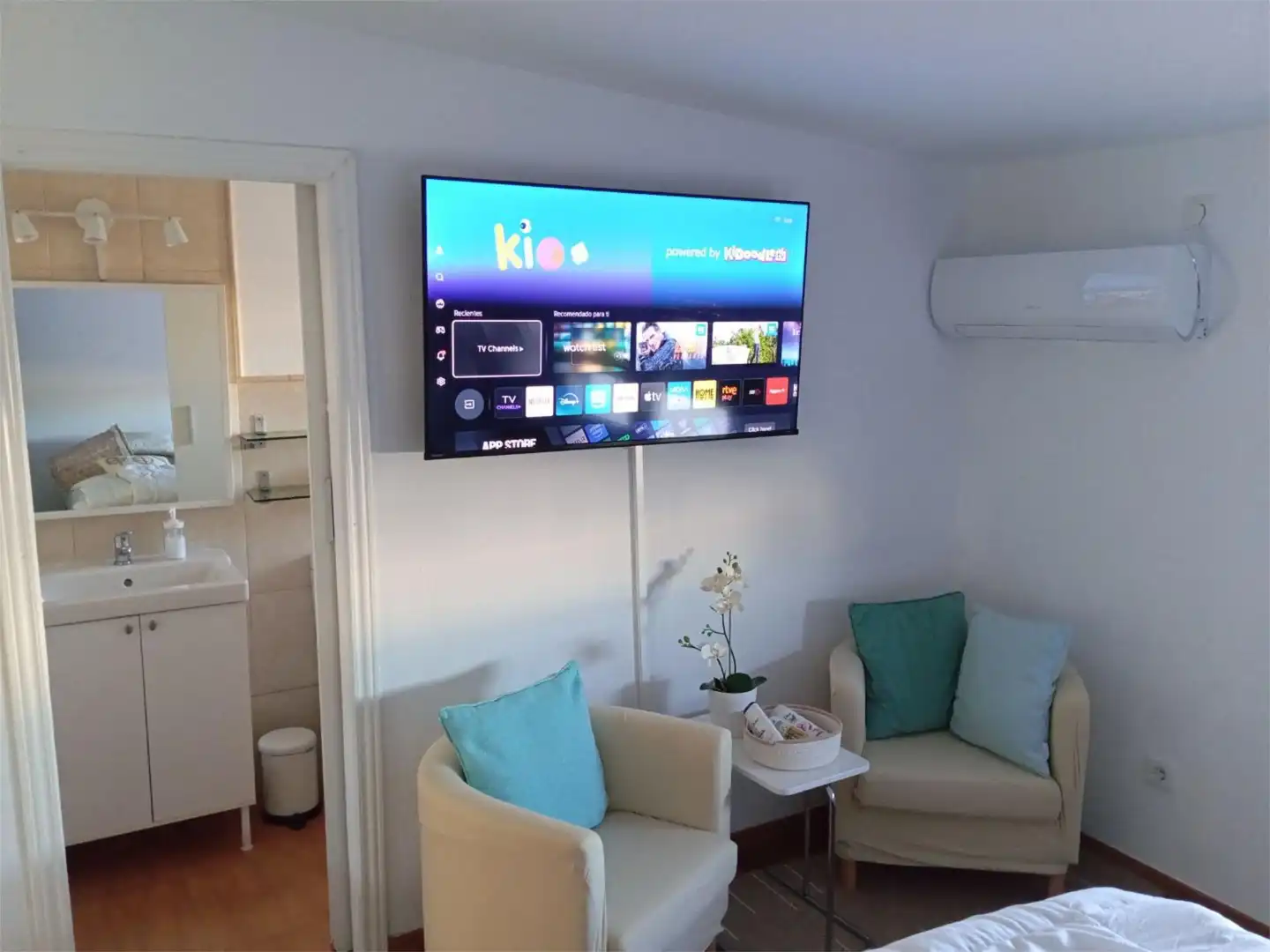 Lofts for rent in Calle Venus, 2, Conil Living room of Lofts for rent in Conil de la Frontera with Air Conditioner, Heating and Parquet flooring