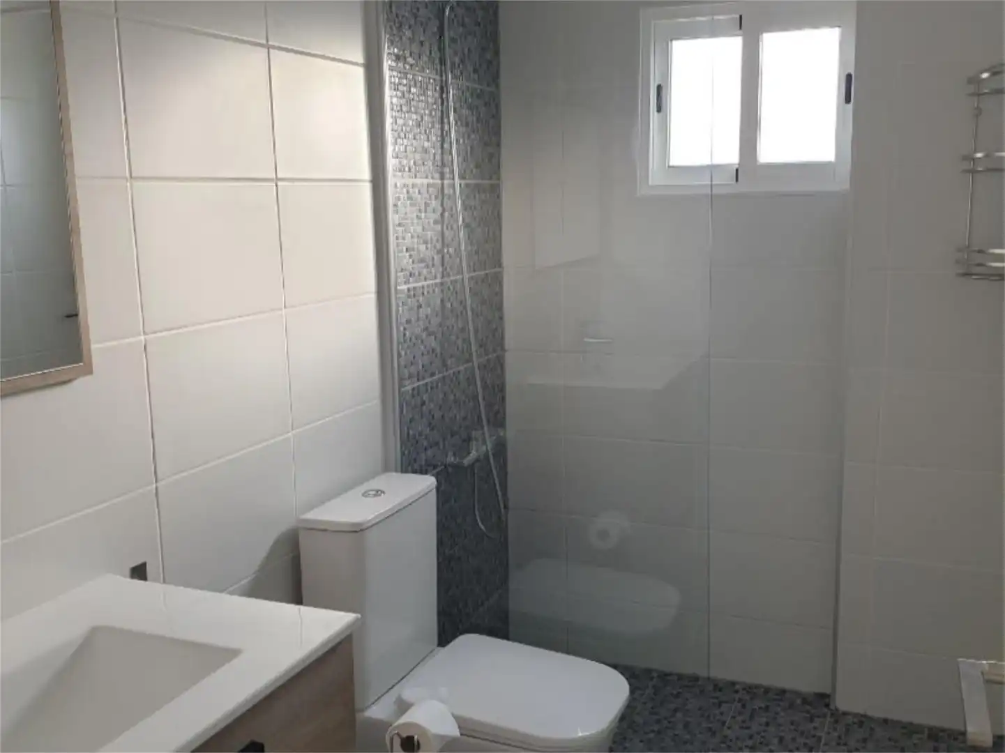Bathroom of Flat for sale in Arico  with Private garden, Parquet flooring and Terrace
