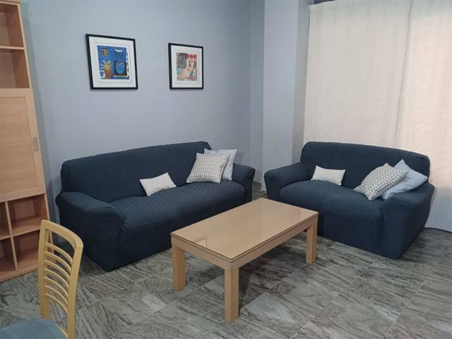 Piso en Alquiler en Calle Malaysia, 3 en Colores -  Entreparques