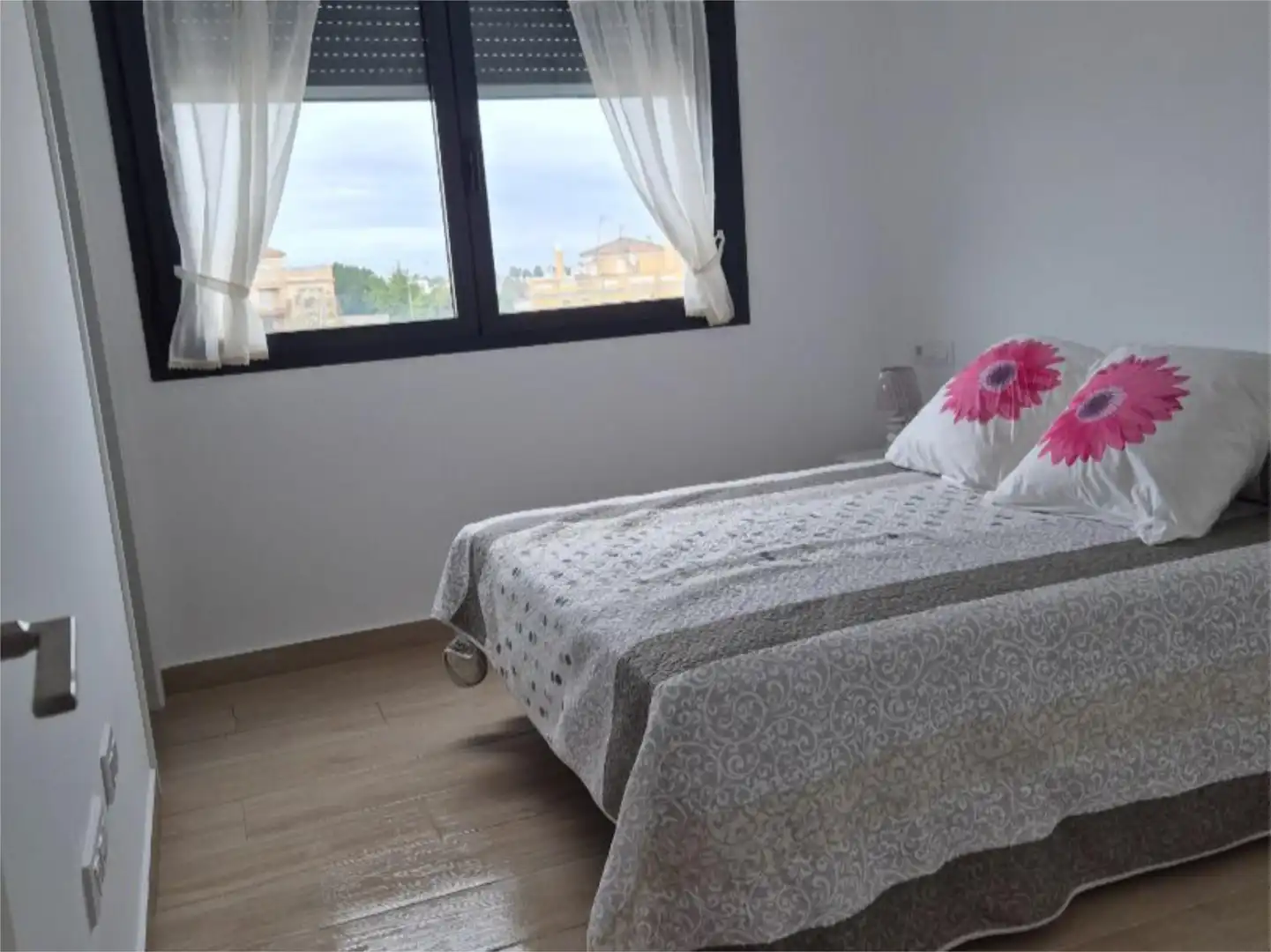 Flat for sale in Calle Templo del Lucero, 2, V Centenario - Piletas - Capuchinos Bedroom of Flat for sale in Sanlúcar de Barrameda with Air Conditioner, Heating and Terrace