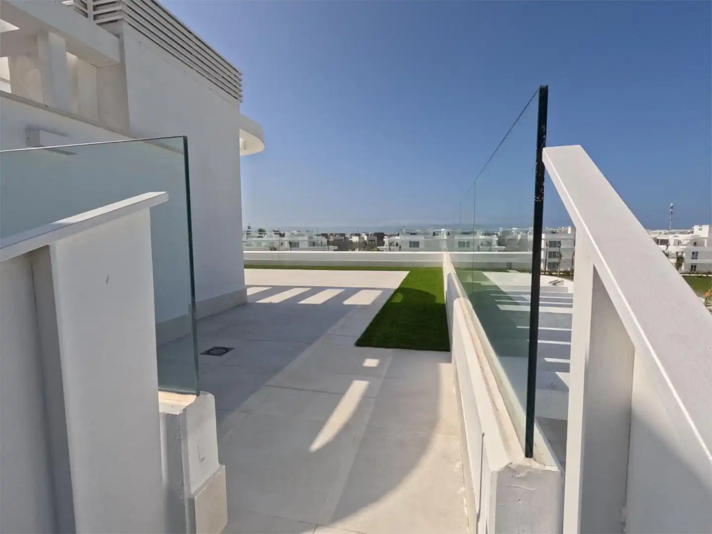 Attic for sale in Avenida de la Música, 8, Las Tres Piedras - Costa Ballena Terrace of Attic for sale in Chipiona with Air Conditioner, Terrace and Swimming Pool