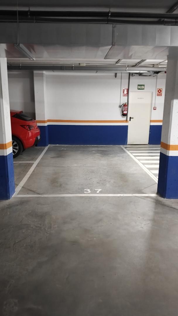 Parking of Garage to rent in Móstoles